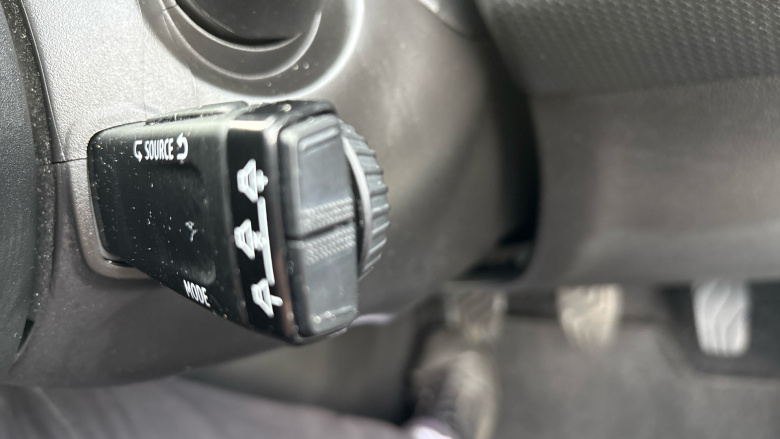 Renault Clio 1.0 TCe 90 Iconic 5dr Petrol Hatchback